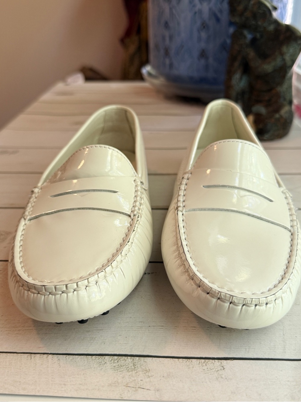 Tod's | City Gommino White Patent Leather Loafers - Picture 7 of 14